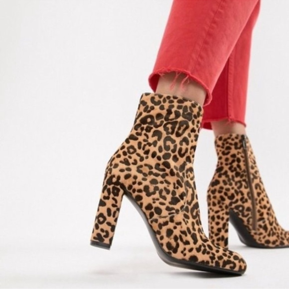 Steve Madden Editor Black brown Fur Animal print heel ankle bootie women’s 6.5